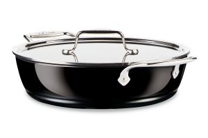 4.5-QT Universal Pan / FusionTec / Black - Packaging Damage