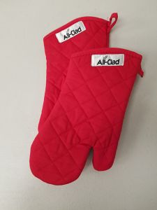 All-Clad Red Oven Mitts / Set of Two